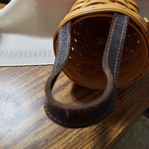 Vintage 2001 Longaberger Small Gatehouse Basket without liner - Picture 9 of 10